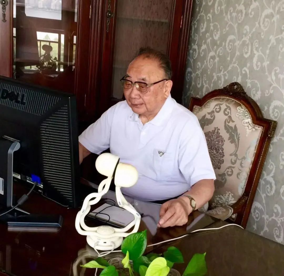 农民在家搞副业-张厚安：乡村振兴要听农民怎么说！-优创圈