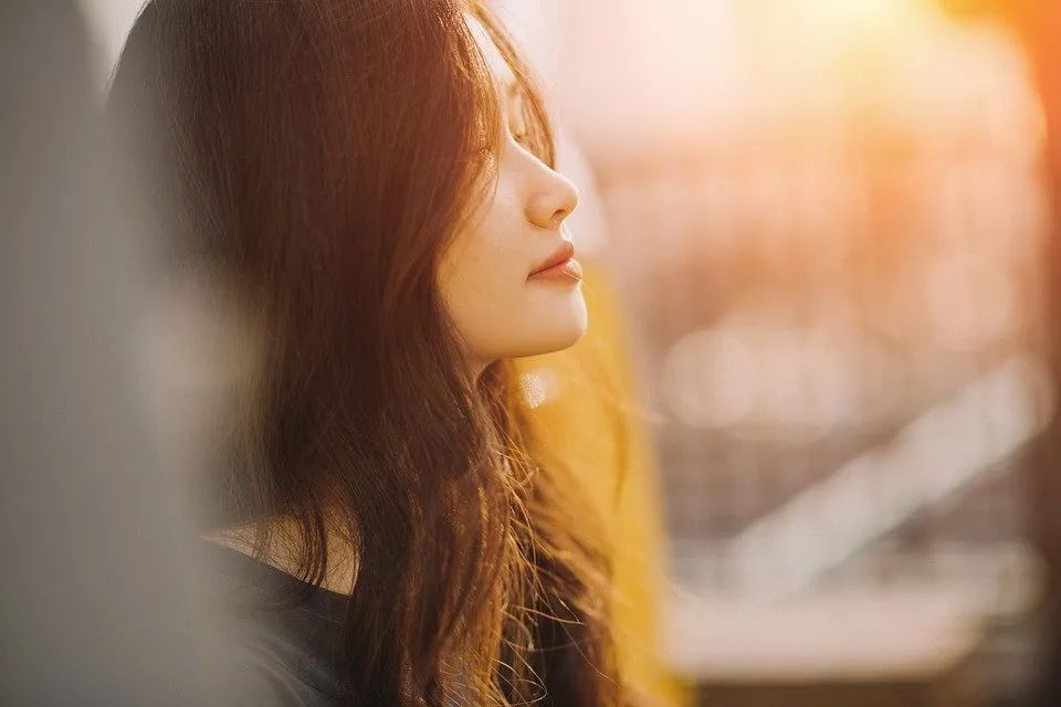 有什么适合女生在家做的副业_女孩子在家做的兼职_在家呆着副业做女生