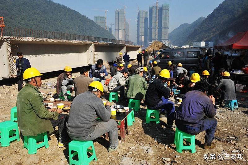 农村在家做什么副业-农民工打工之余，这3大副业可以考虑，要是当回事，多拿2000不难-优创圈