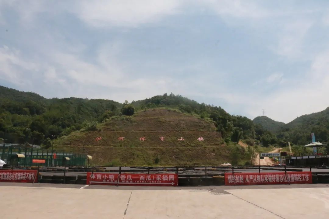 小镇青年在家旅游副业-青春三下乡｜走访特色小镇，调研乡村振兴-优创圈