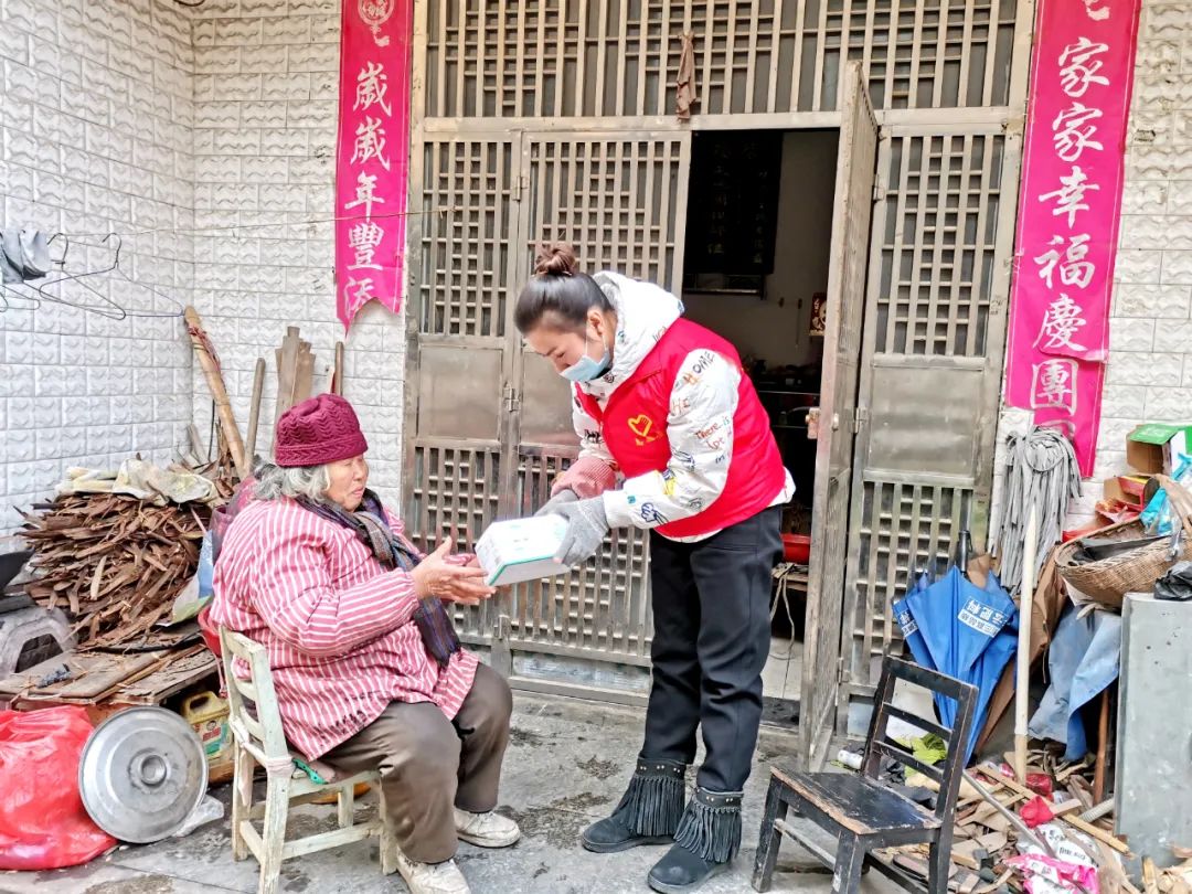 小姑娘在家的副业_2021年在家干的小副业_有什么适合女生在家做的副业