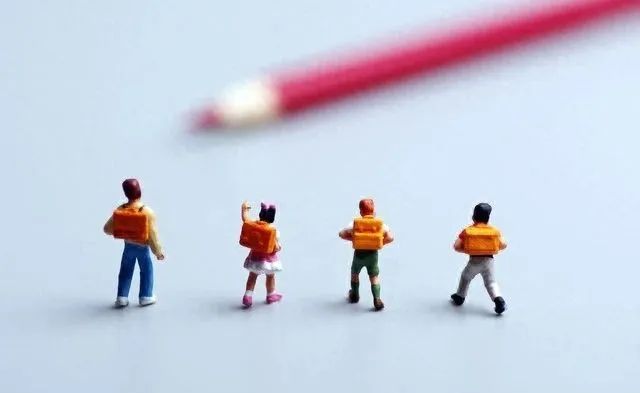 在家英语副业音乐做老师怎么样_适合英语老师的副业_音乐老师在家做副业英语