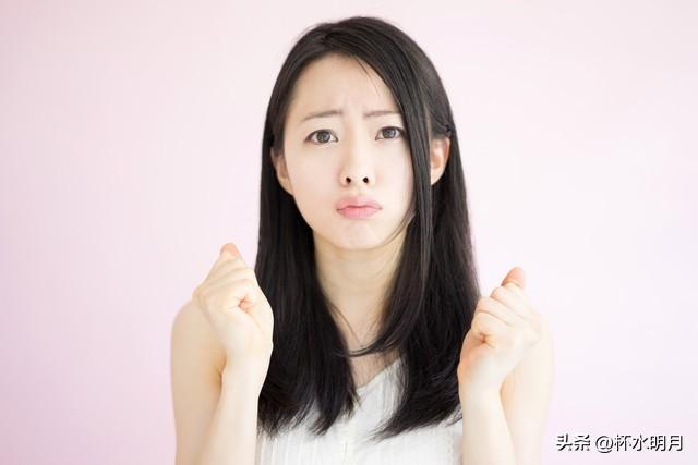 我想在家搞副业作文-财迷大学女老师在头条做副业，一天挣162元，被气吐血，步步惊心-优创圈