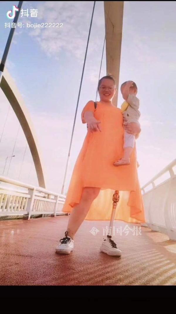 唱歌赚钱的小副业_唱歌赚钱的正规软件_唱歌怎么赚钱