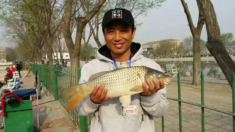 钓鱼赚钱游戏_钓鱼怎么赚钱_钓鱼赚钱小游戏
