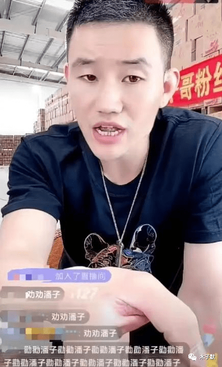 唱歌直播赚钱吗_直播唱歌怎么赚钱_唱歌直播赚钱平台