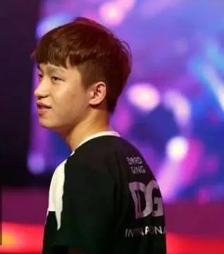 赚钱漏洞有哪些平台_lol怎么赚钱_赚钱龙挂件
