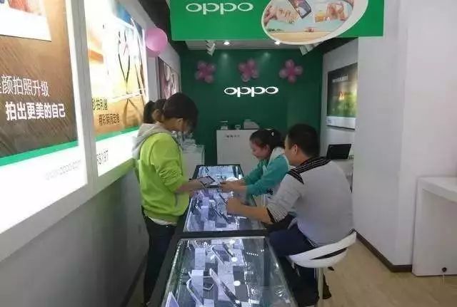 手机挣钱的门路_手机店怎么赚钱_手机挣钱的路子