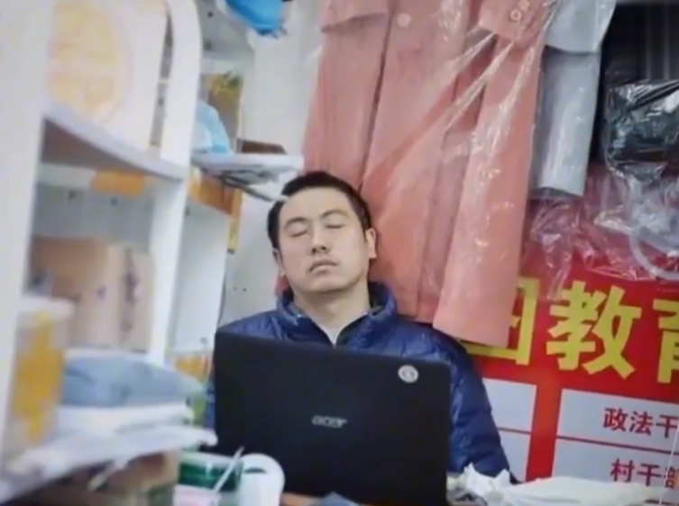 快递店怎么赚钱_快递赚钱偏门_快递点赚钱