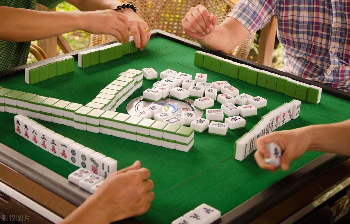棋牌室赚钱吗一般一小时多少钱_棋牌室怎么赚钱_棋牌室赚钱模式有哪些