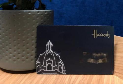 代购是怎么赚钱的-英国华人揭秘代购产业链 每天刷掉上万英镑太平常-优创圈