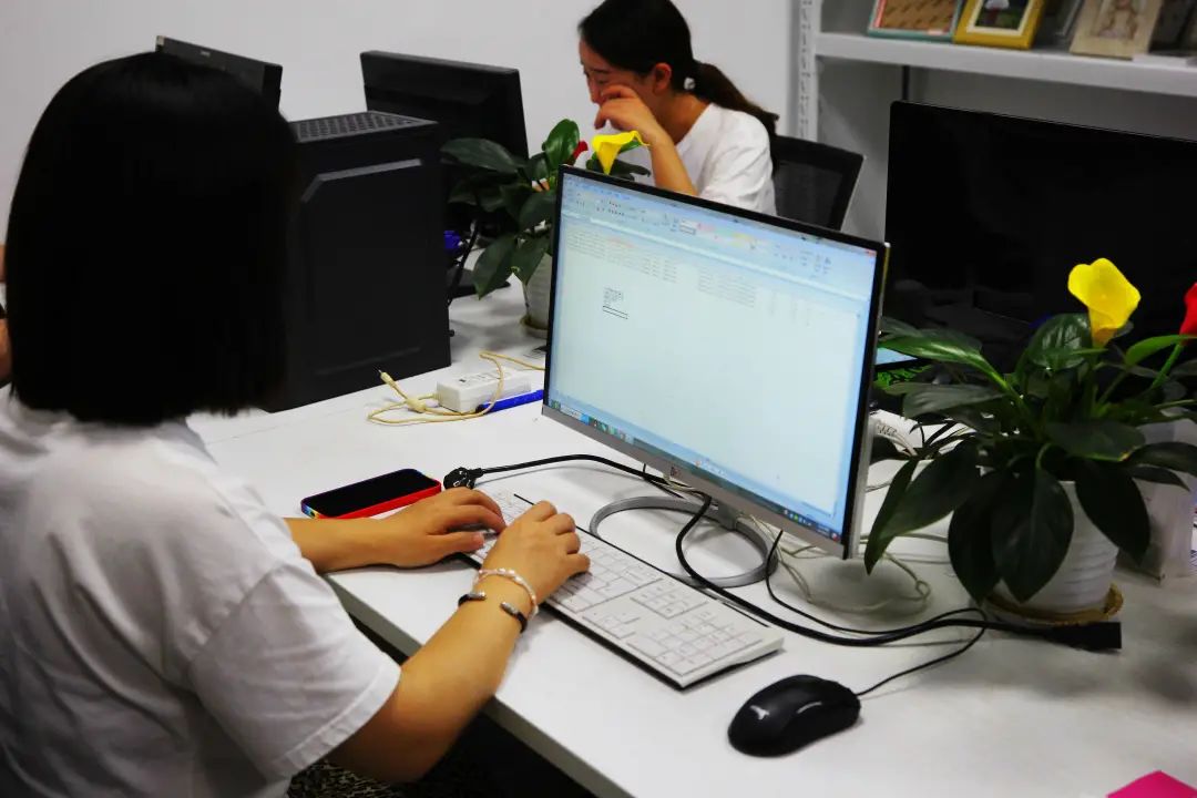 在家赚钱电脑怎么赚钱_电脑在家怎么赚钱_在家赚钱电脑游戏推荐