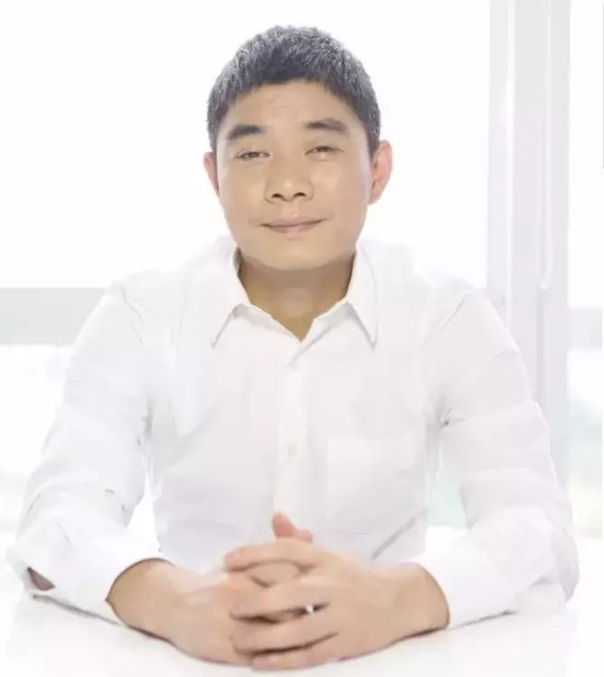怎么用陌陌赚钱-唐岩和他的陌陌：这个世界不是非黑即白的-优创圈