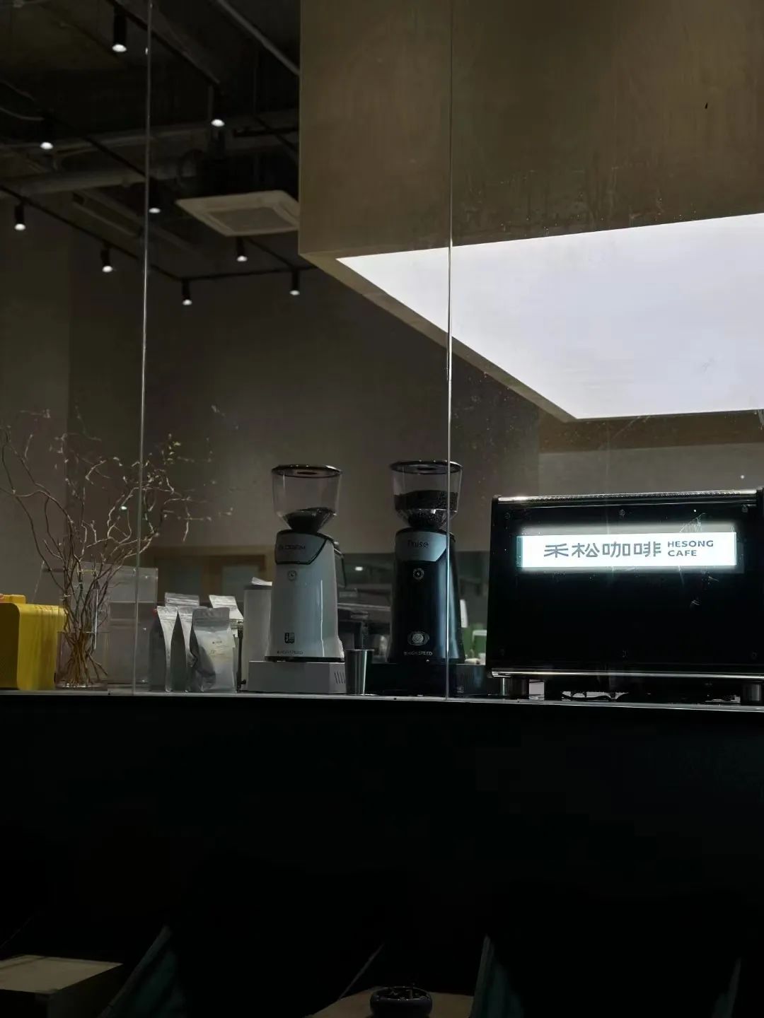 从负债到单店月赚8万，莞漂小伙拥有过20多家店，边开边教人怎么开店赚钱-优创圈
