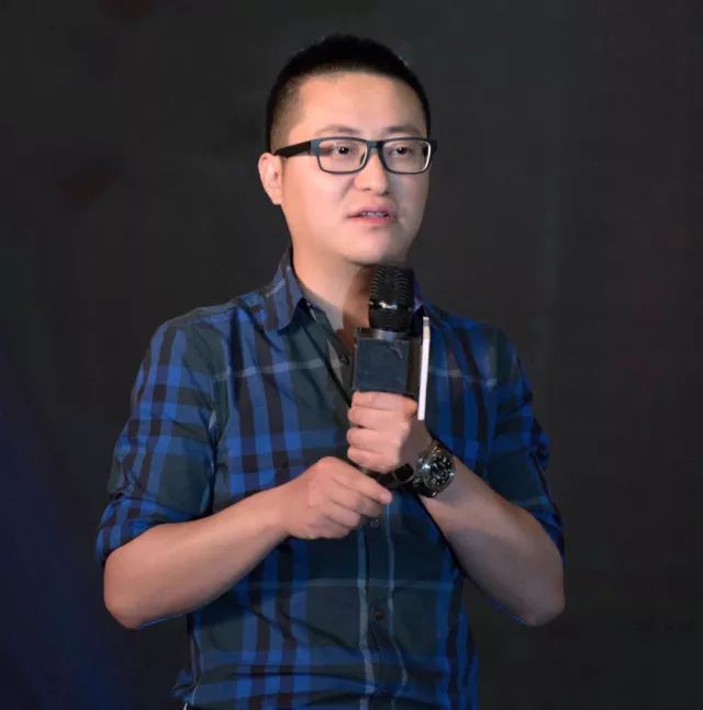 抖音丝赚钱粉丝有钱吗_抖音粉丝多怎么赚钱_抖音丝赚钱粉丝排行榜