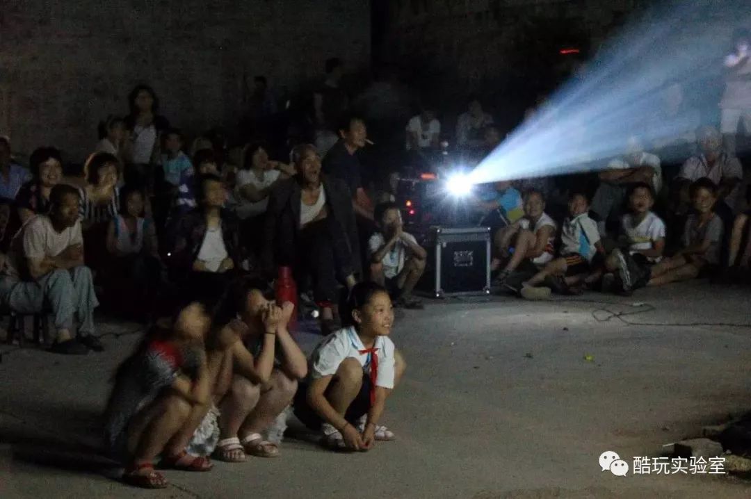 蓝月版本传奇_蓝月传奇怎么赚钱_传奇蓝月手游