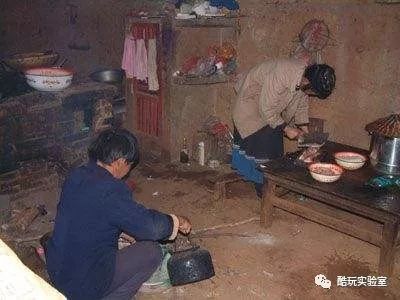 蓝月版本传奇_蓝月传奇怎么赚钱_传奇蓝月手游