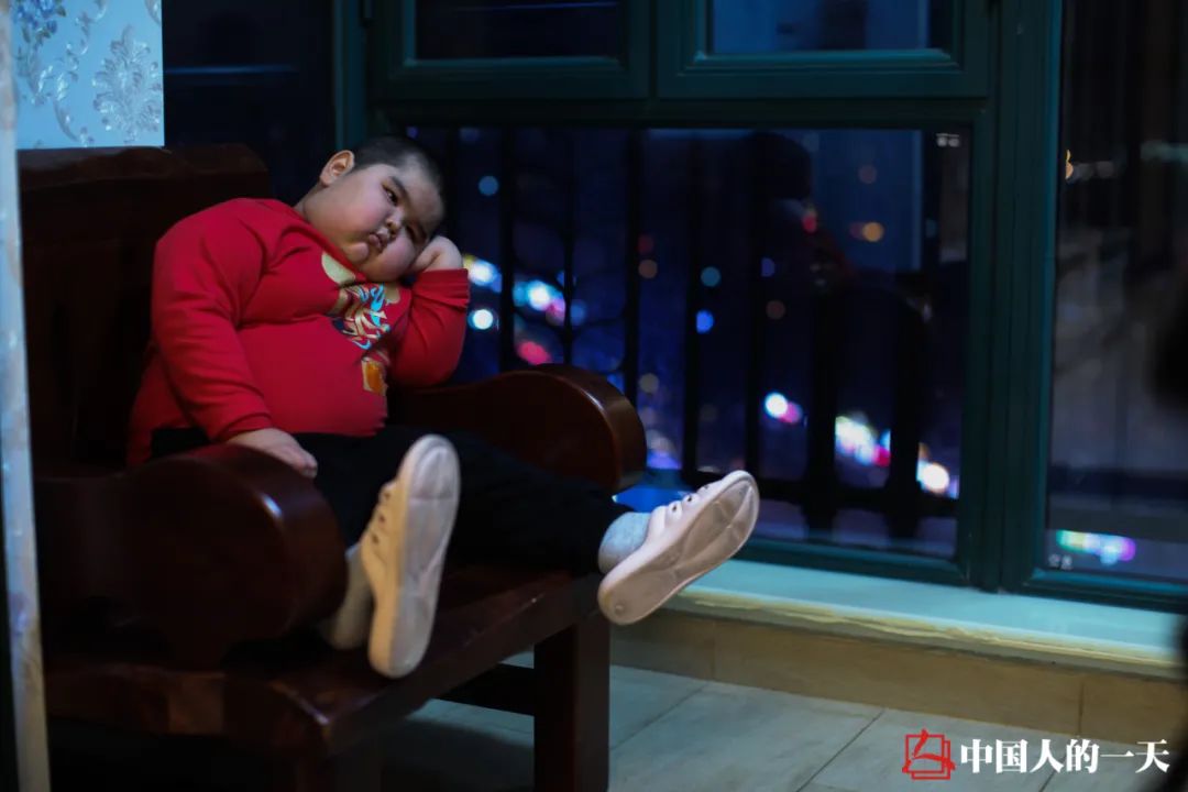直播吃饭赚钱吗_直播吃饭赚钱是真的吗_直播吃饭怎么赚钱
