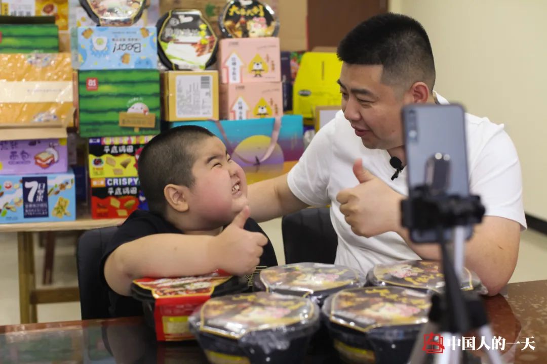 直播吃饭怎么赚钱_直播吃饭赚钱是真的吗_直播吃饭赚钱吗