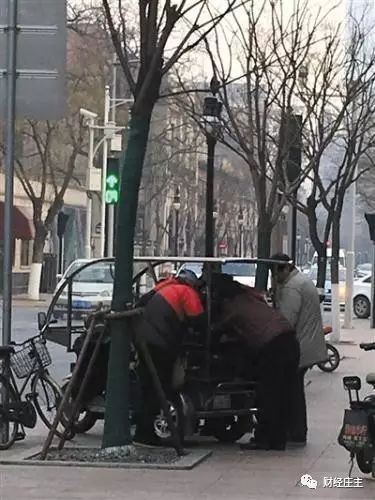 倒外汇怎么赚钱-外汇新政下外汇黑市红红火火  外汇倒爷迎来“黄金期”-优创圈