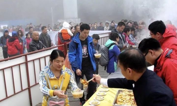 老年人餐馆的发展前景_老年餐厅怎么赚钱_老年餐厅的好处