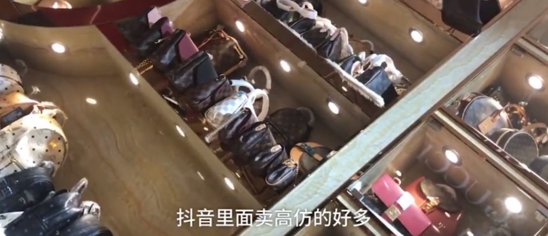 国内专柜代购是怎么拿货的_国内专柜代购怎么赚钱_专柜代购赚钱国内还是国外