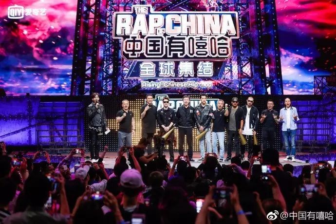 嘻哈歌手怎么赚钱-《中国有嘻哈》是如何爆红的？还原今夏最火网综的商业秘密-优创圈