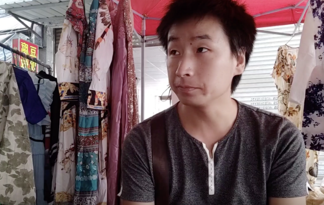 服装批发怎么做才赚钱_服装批发太赚了_批发服装赚钱做什么行业