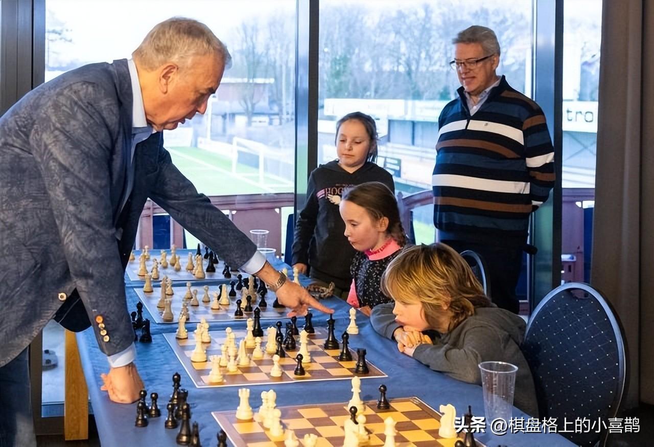 赚钱棋盘_可以赚钱的棋盘游戏大全_棋手怎么赚钱