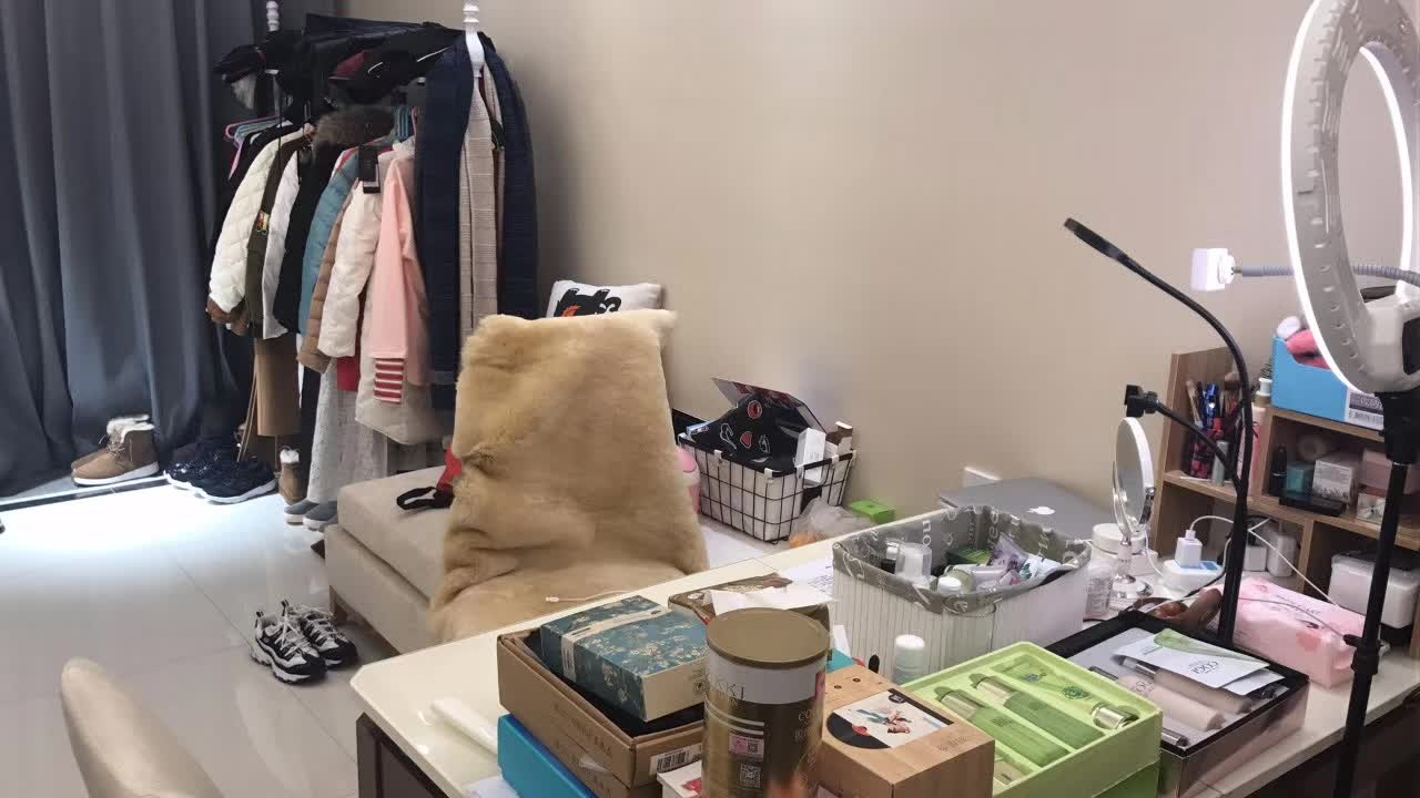 女主播怎么赚钱_女主播挣钱_女主播能赚多少钱