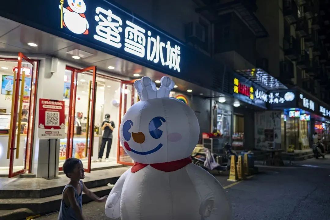 拼米团怎么赚钱-40万在小镇开蜜雪冰城，能赚钱吗？-优创圈