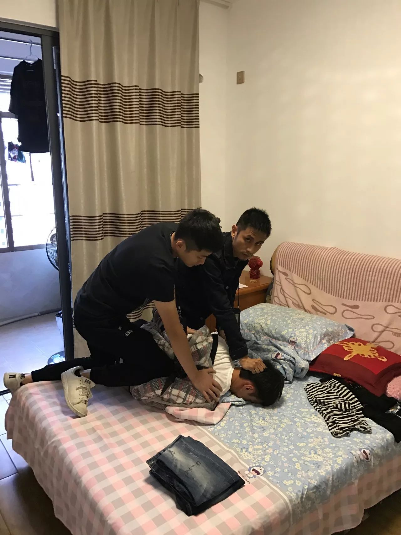 怎么淘宝刷好评赚钱_怎么淘宝刷好评赚钱_怎么淘宝刷好评赚钱