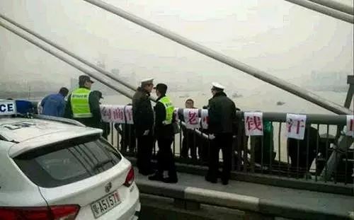 理财赚钱开公司违法吗_理财赚钱开公司可以吗_开理财公司怎么赚钱