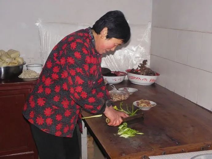 菜赚钱还是水果赚钱_我爱我的菜怎么赚钱_菜赚钱版