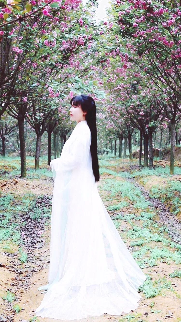 赚钱美图_赚钱美女_美拍吃秀怎么赚钱