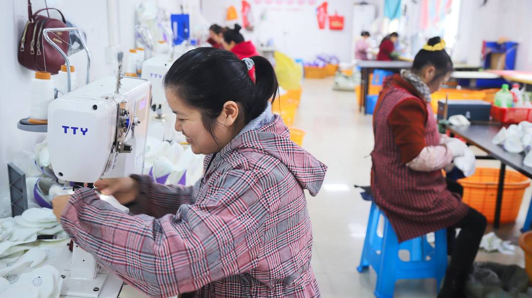 开什么工厂赚钱_工厂门口卖什么赚钱_什么工厂赚钱