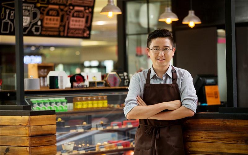 开什么店好赚钱-年收入10万以上的实体店，有哪些项目门槛低、投入少？-优创圈
