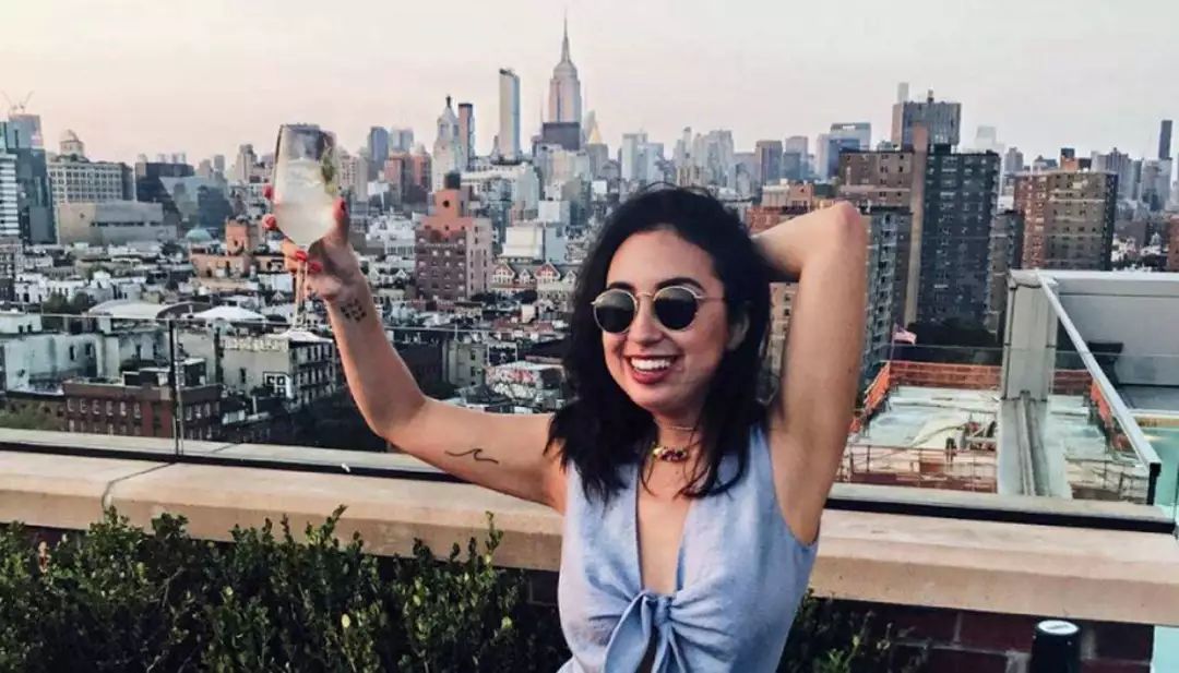 网红靠什么赚钱_赚钱网上_网红赚钱软件