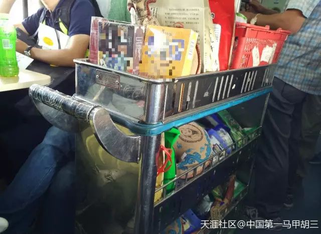卖什么小商品赚钱-我是列车售货员，说说火车上为什么有人卖小商品-优创圈