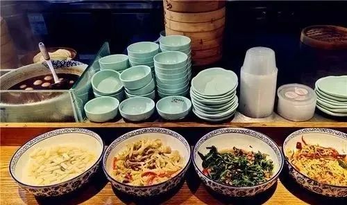 卖早餐好赚吗_早餐卖什么利润大_早餐卖什么最赚钱