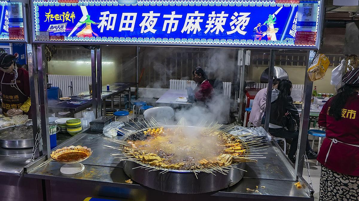 火爆小吃赚钱是真的吗_什么小吃最火爆最赚钱_挣钱火爆小吃