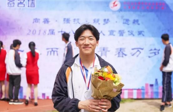 学校卖什么赚钱_学校赚钱商机_学校卖啥赚钱