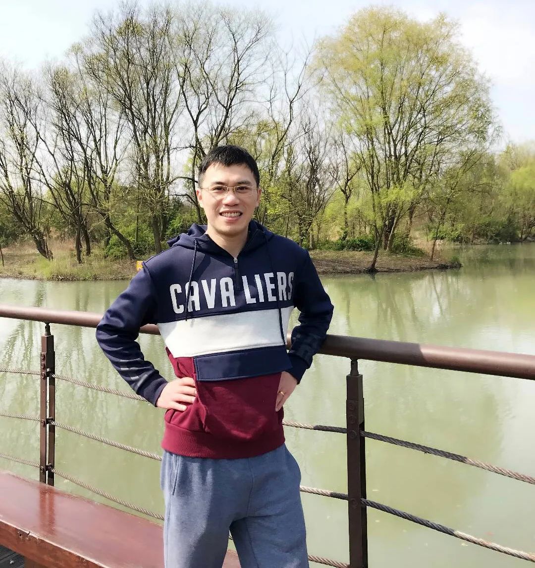 赚钱小说写软件可以赚钱吗_什么软件可以写小说赚钱_能够赚钱的写小说软件