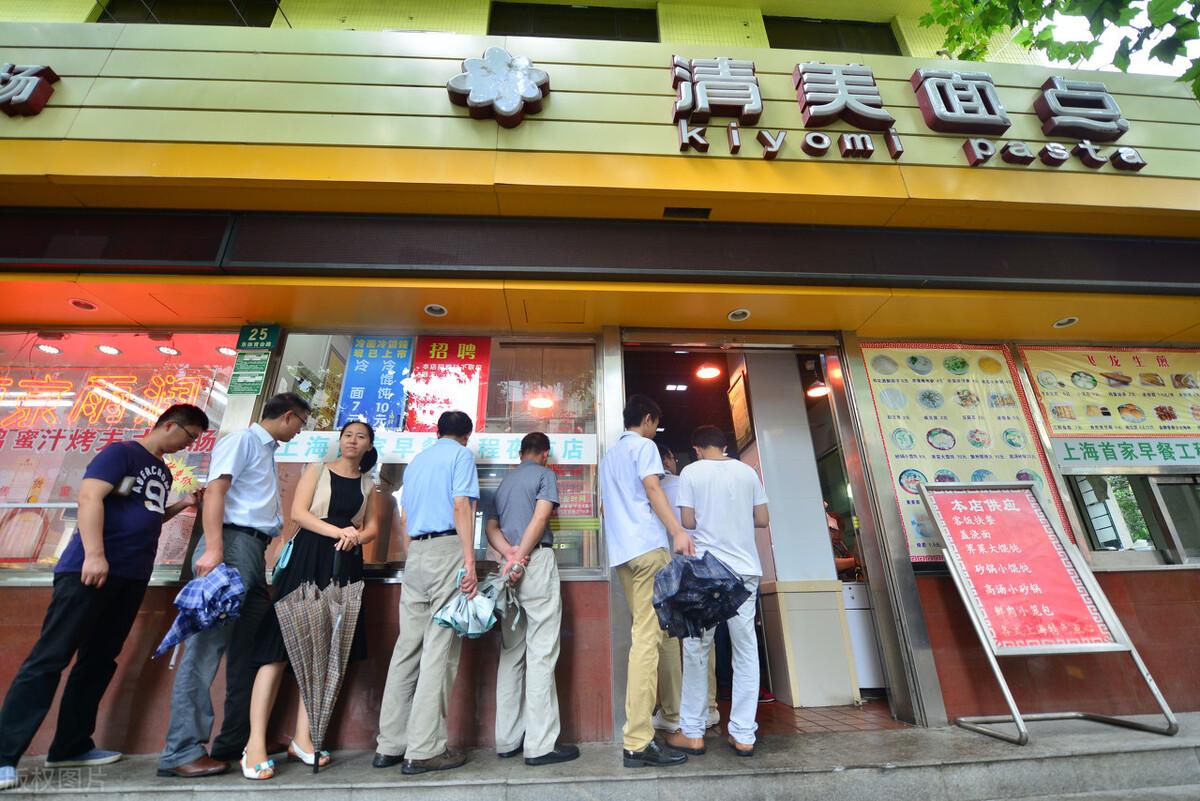 做什么早餐最赚钱-河南男人开早餐店，一年盈利80万，生意人可以学学-优创圈