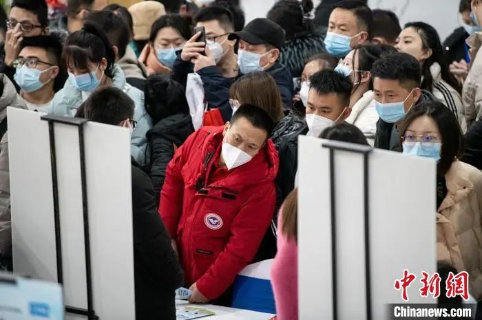 学校门口什么最赚钱_学校门口做什么好赚钱_学校门口什么生意赚钱