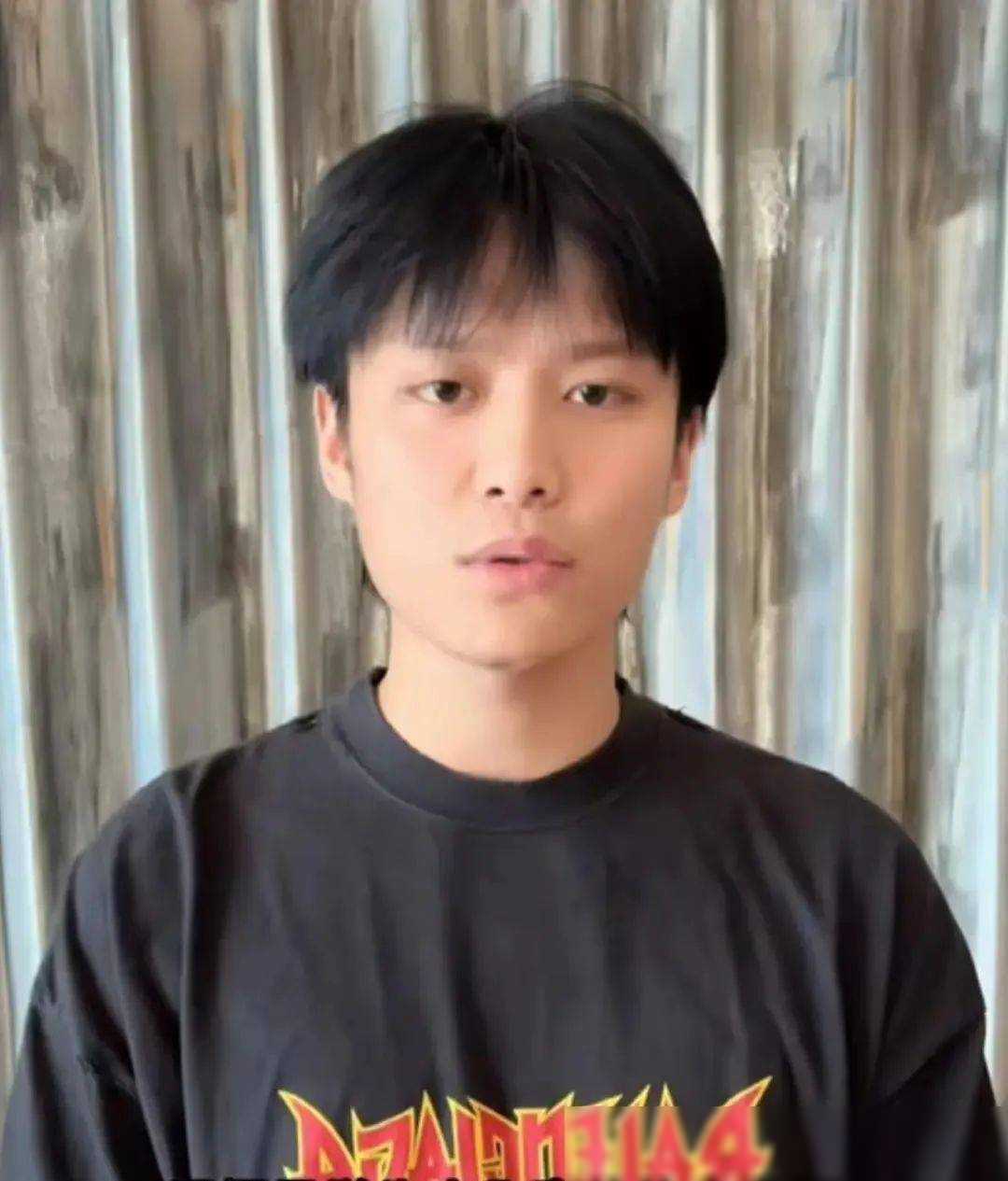 美妆博主靠什么赚钱_做美妆博主能赚多少钱_博美美妆培训的创始人