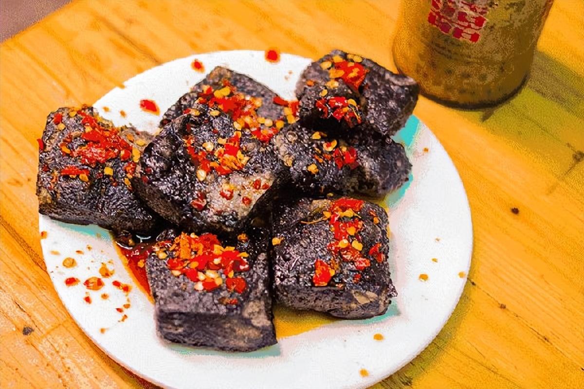 在长沙做什么生意赚钱-长沙王炸食品-臭豆腐，一碗净赚10元-优创圈