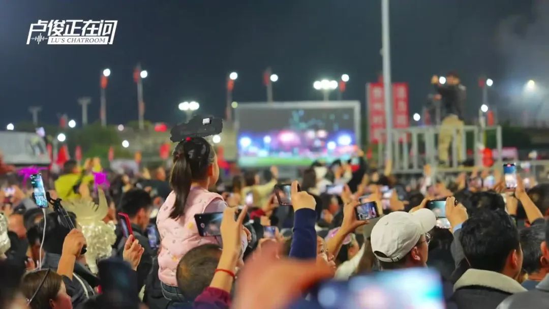房地产行业赚钱_房地产为什么这么赚钱_搞房地产能赚多少钱
