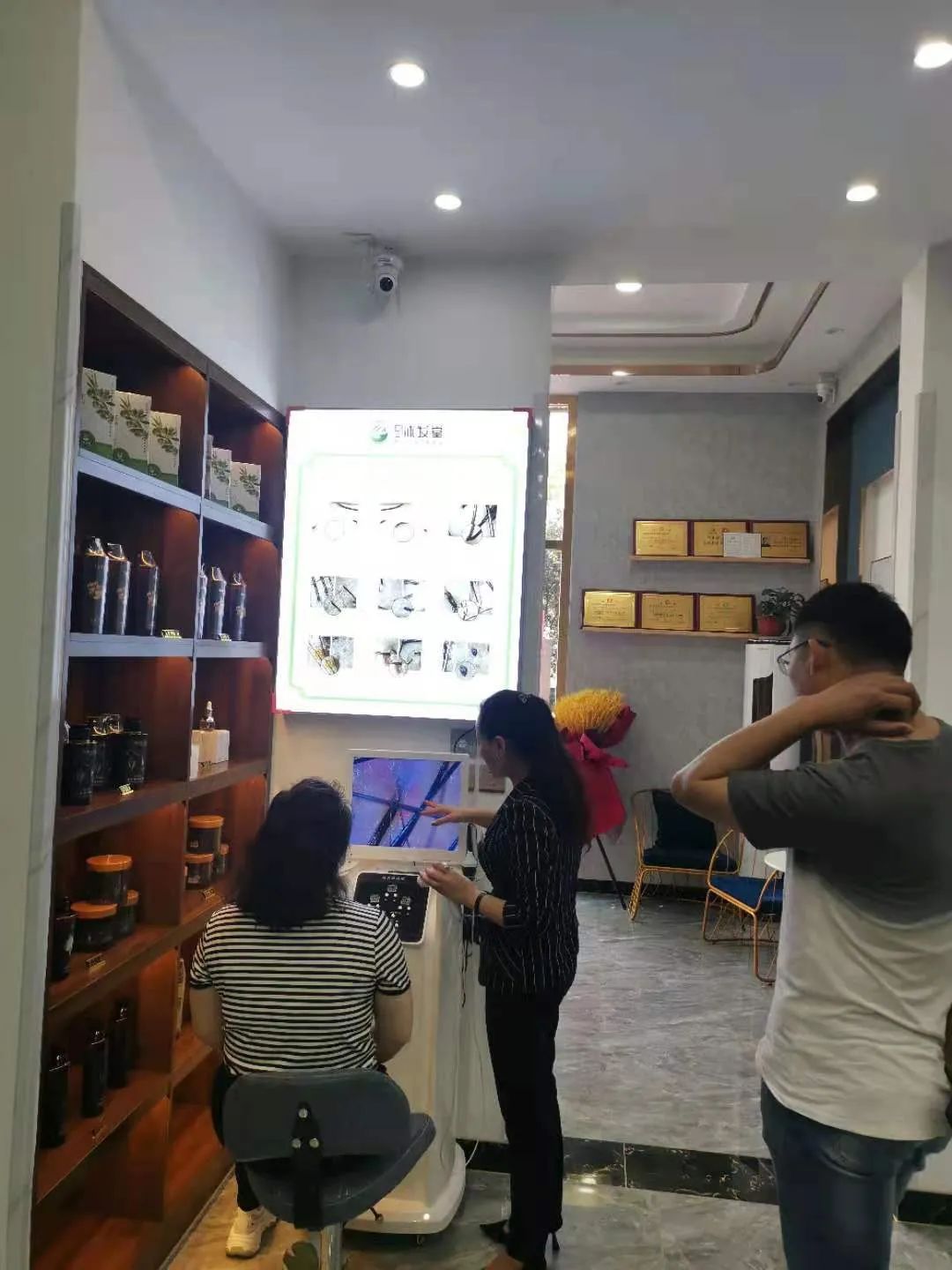 现在做什么行业比较赚钱_现今比较赚钱的行业_当下赚钱的行业