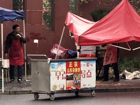 做什么餐饮赚钱_做餐饮挣钱_餐饮做什么赚钱